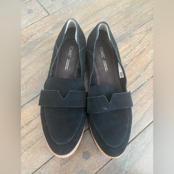 Toms Shoes - TOMS Women's Mallory Classic Black Suede Loafers Size 9 minimalist
